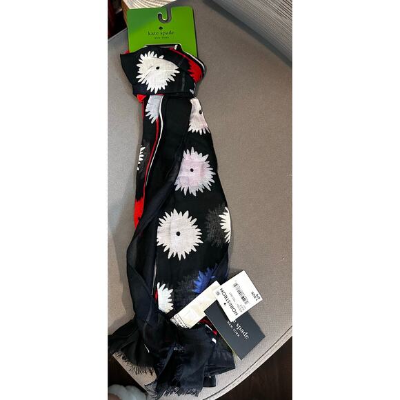 Kate Spade New York Pop Flower Oblong Scarf NEW - Picture 2 of 5